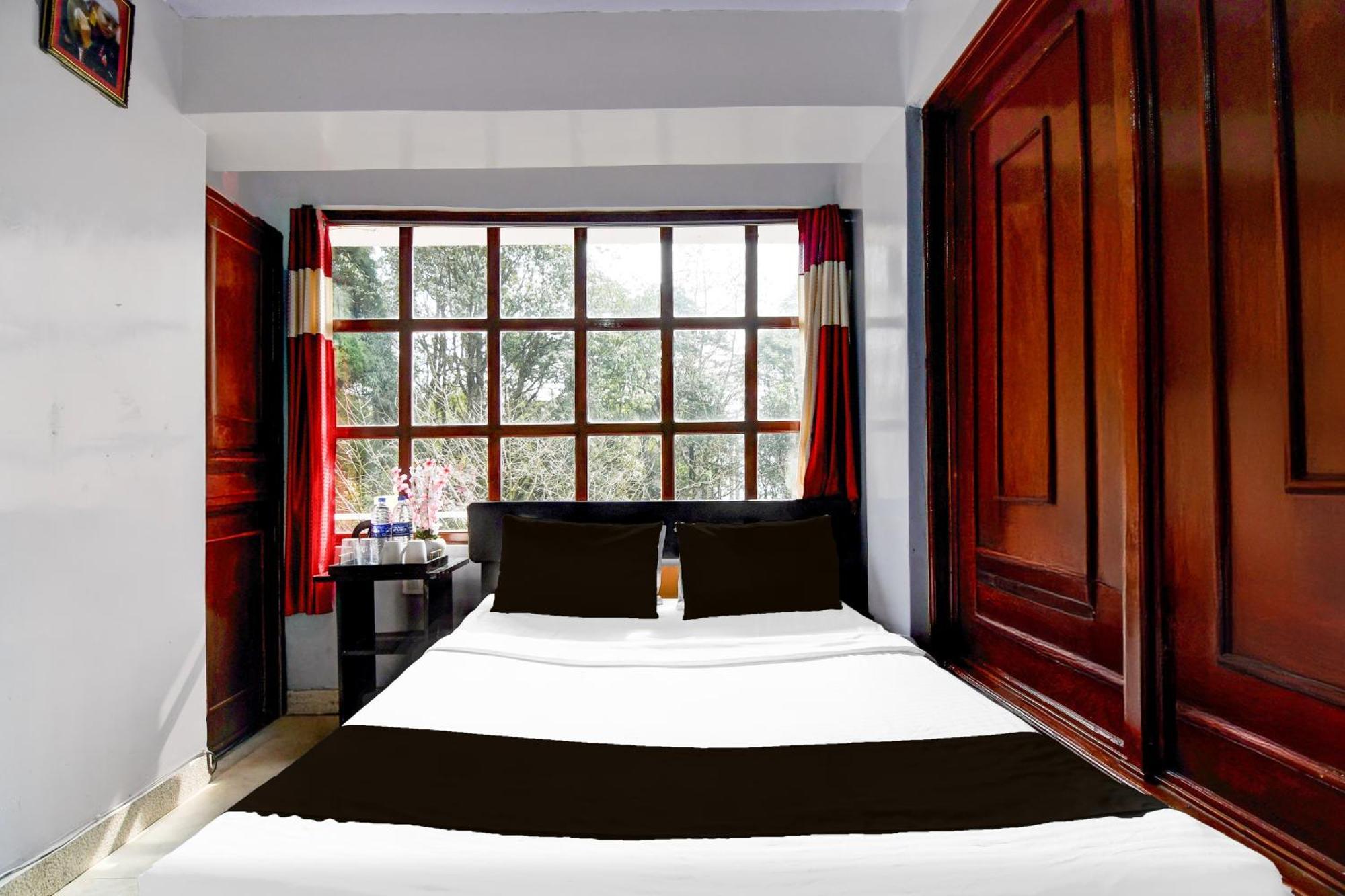 Super Hotel O Ghoom Formerly Aps Homestay Ghum ภายนอก รูปภาพ